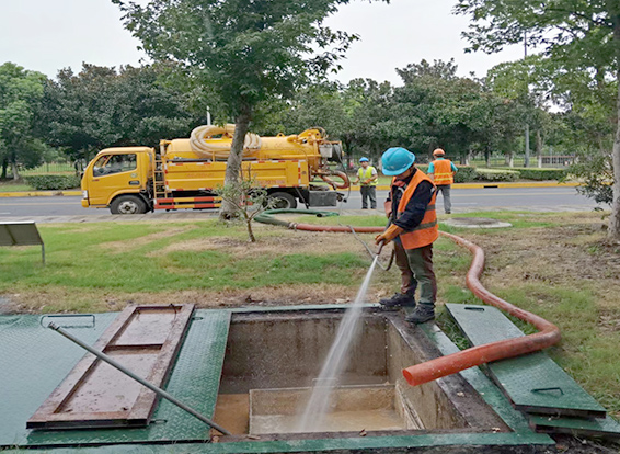 浩口原种场化油池清理